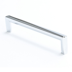 Metro 6-11/16" Pull in Polished Chrome
