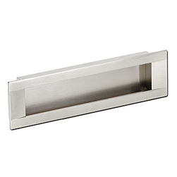 Seize 7-1/16" Recessed Pull in Brushed Nickel